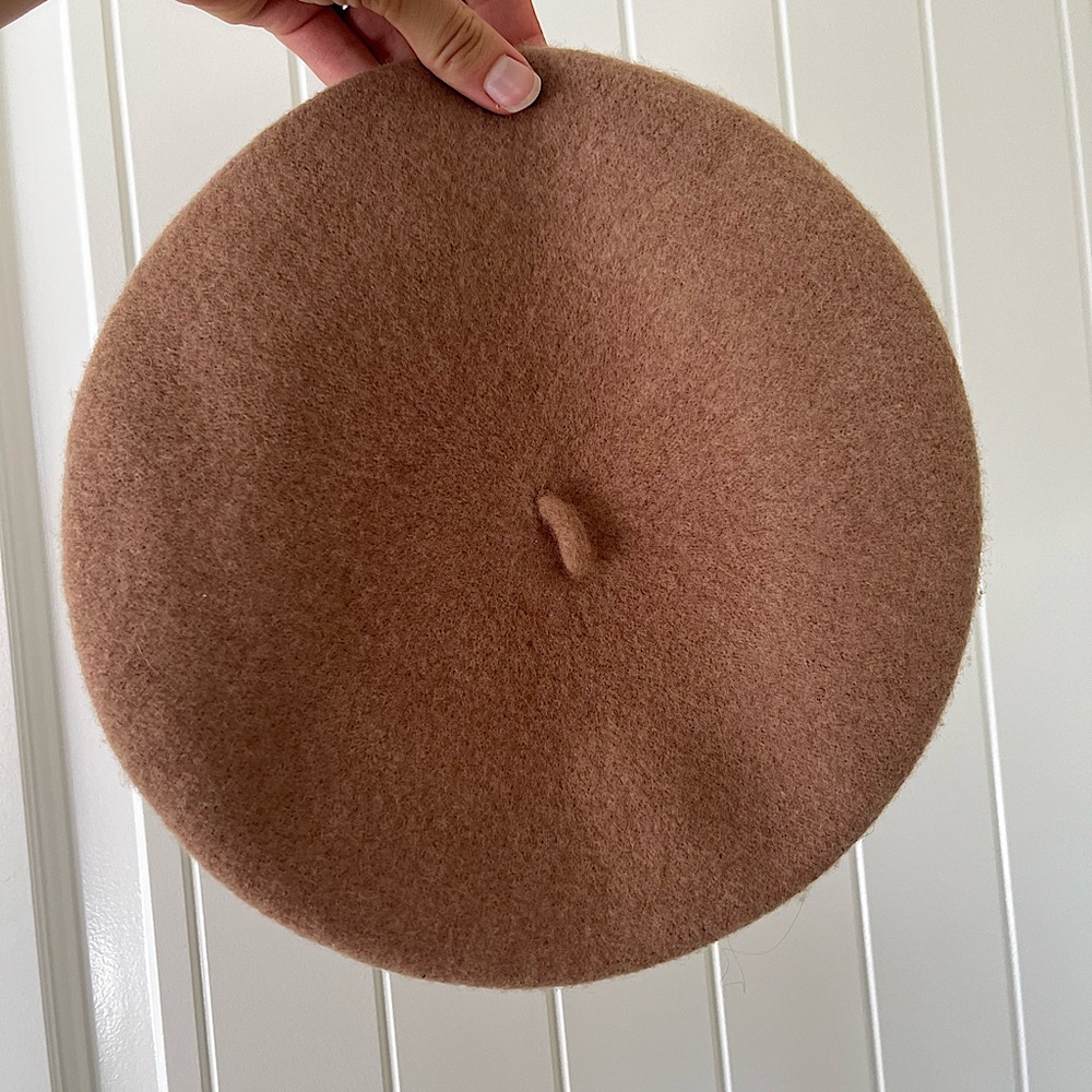 100% Wool Camel Colored French Beret